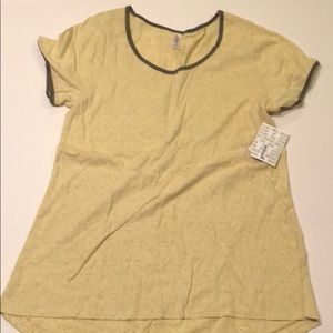 NWT L Classic T